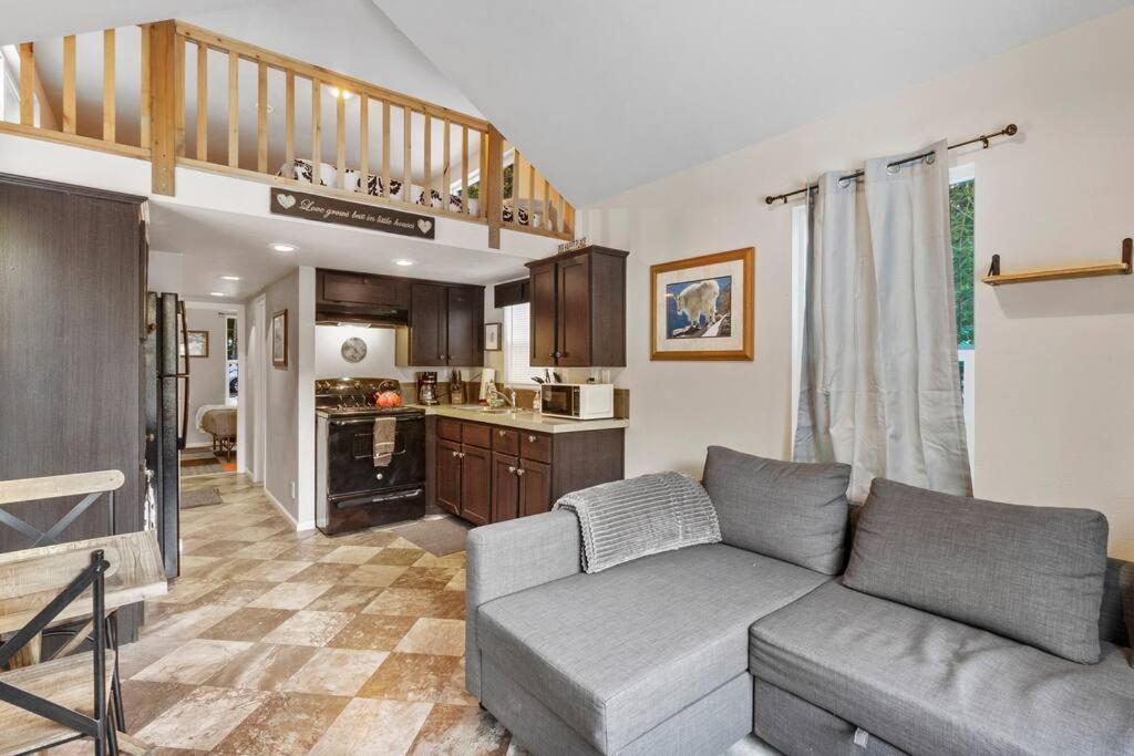 Cozy Tiny Home Steps Away From Mt. Rainier Ashford Ngoại thất bức ảnh