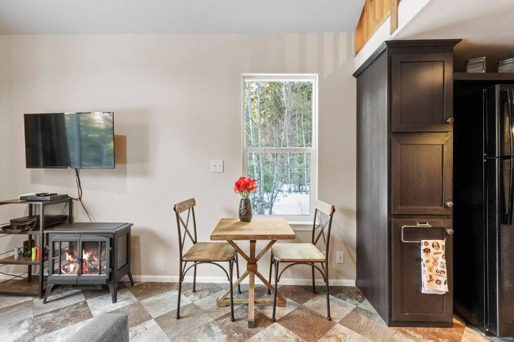 Cozy Tiny Home Steps Away From Mt. Rainier Ashford Ngoại thất bức ảnh